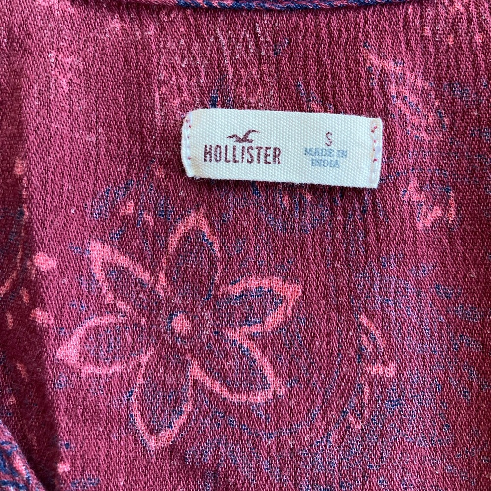 Hollister Boho Top; Women’s Small; Red + Blue Elephant print - Picture 3 of 6
